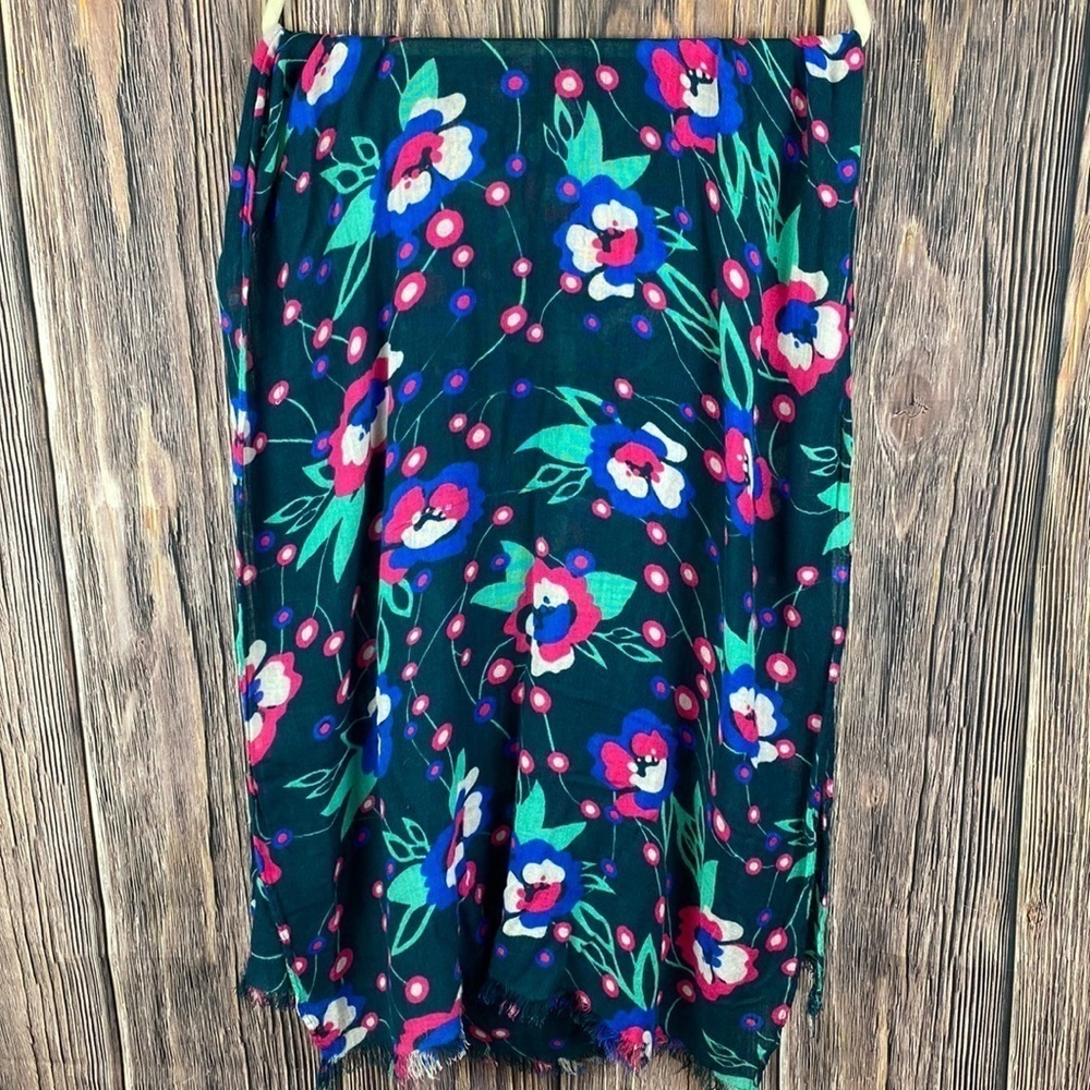 Woman’s Bold Floral Print Scarf- Size 68” x 28”